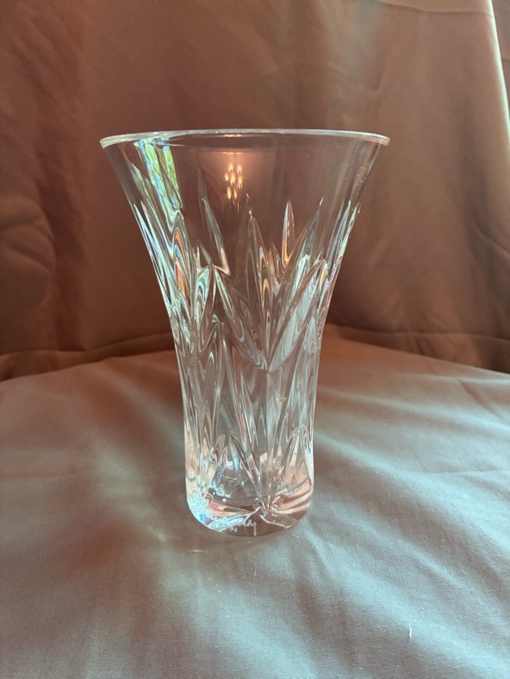 Waterford Crystal Vintage 1996 Mother’s Day Vase signed by Pascal Roche - Picture 2 of 10